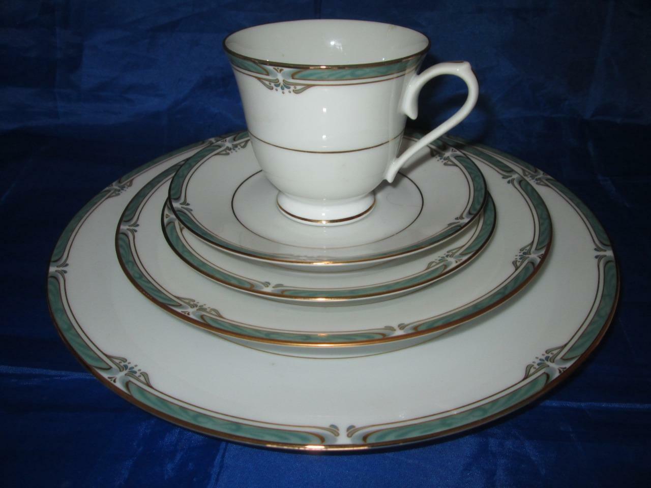 P586/Dining set 125 Pcs