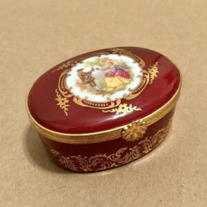 Limoges Castel Plum Red & Gold OVAL TRINKET BOX